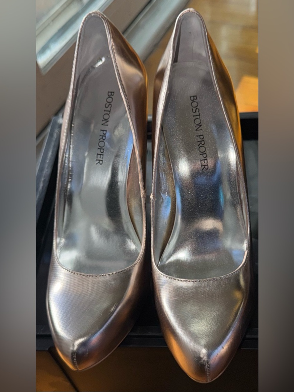 ✨ Metallic Rose Gold Platform Heels - size 7 - Picture 12 of 13